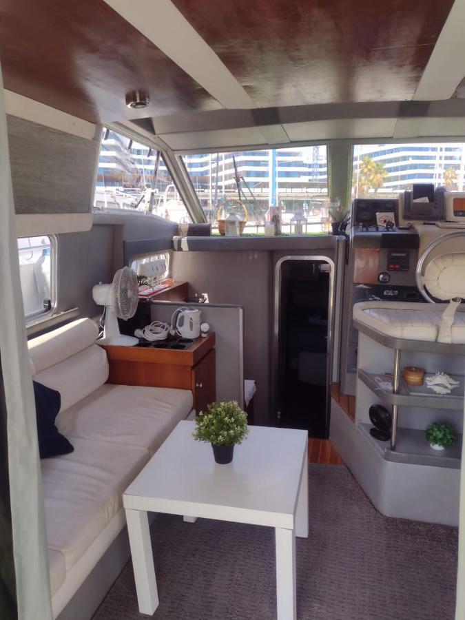 Yach Boat Hotel Barcelona Exterior foto